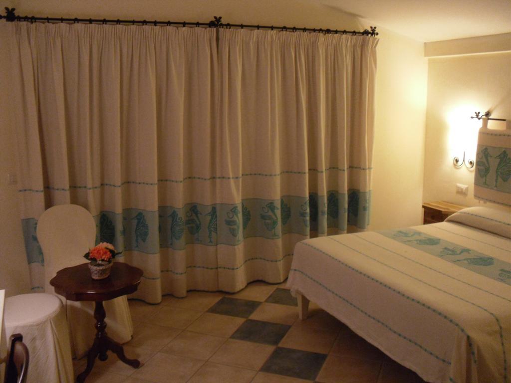 Hotel Maxim Olbia Exterior foto